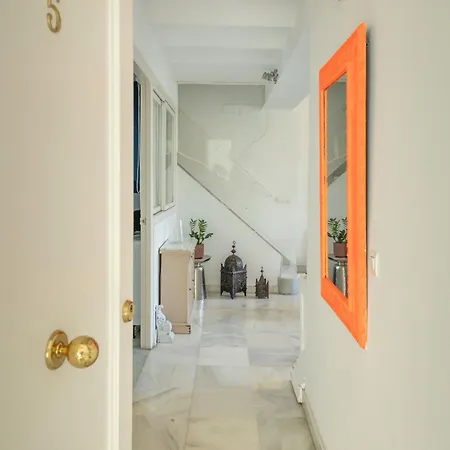 Charming 2 Bedroom Boutique Triplex With Private Terrace At Center By Ocityzen *