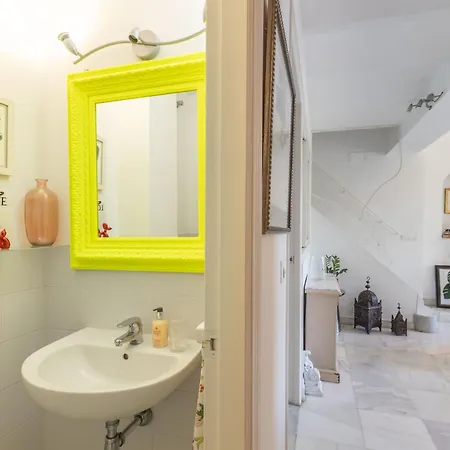 Apartment Charming 2 Bedroom Boutique Triplex With Private Terrace At Center By Ocityzen *