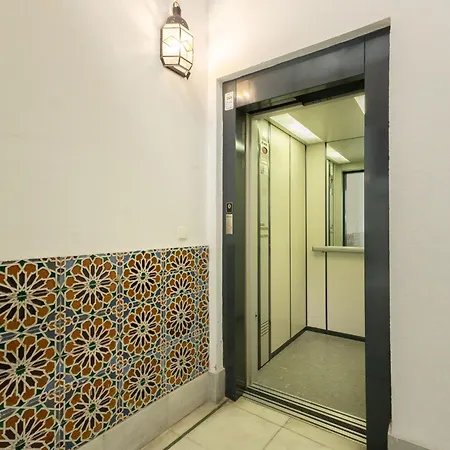 Charming 2 Bedroom Boutique Triplex With Private Terrace At Center By Ocityzen Apartment *